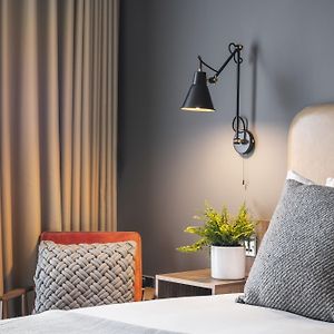 Studio con letto king size